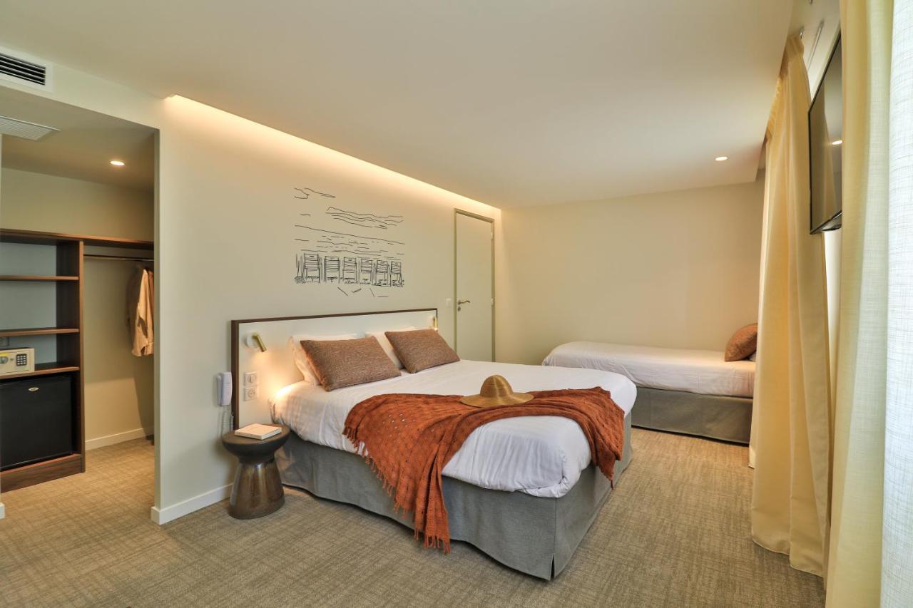 Privilege Family Room,1128919785:JPEG