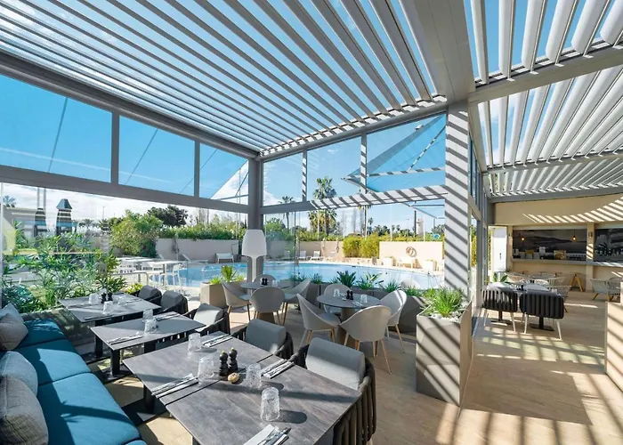 Radisson AirportHotel Nice